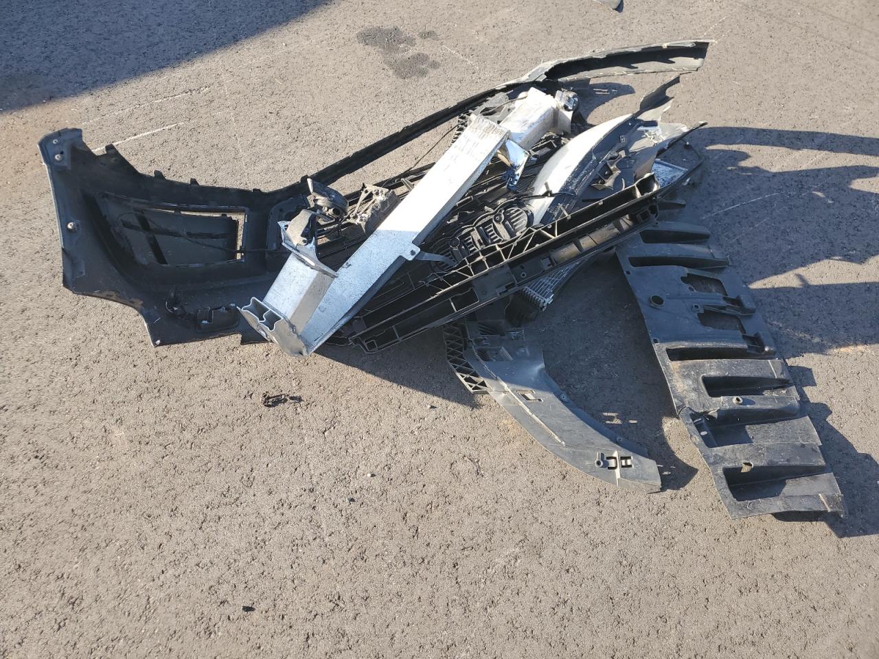 2018 Audi A3 Premium Plus VIN: WAUJ8GFF1J1086560 Lot: 84375075