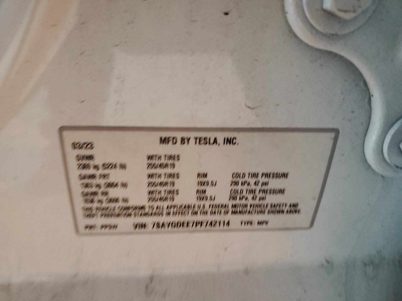 2023 Tesla Model Y VIN: 7SAYGDEE7PF742114 Lot: 82708475