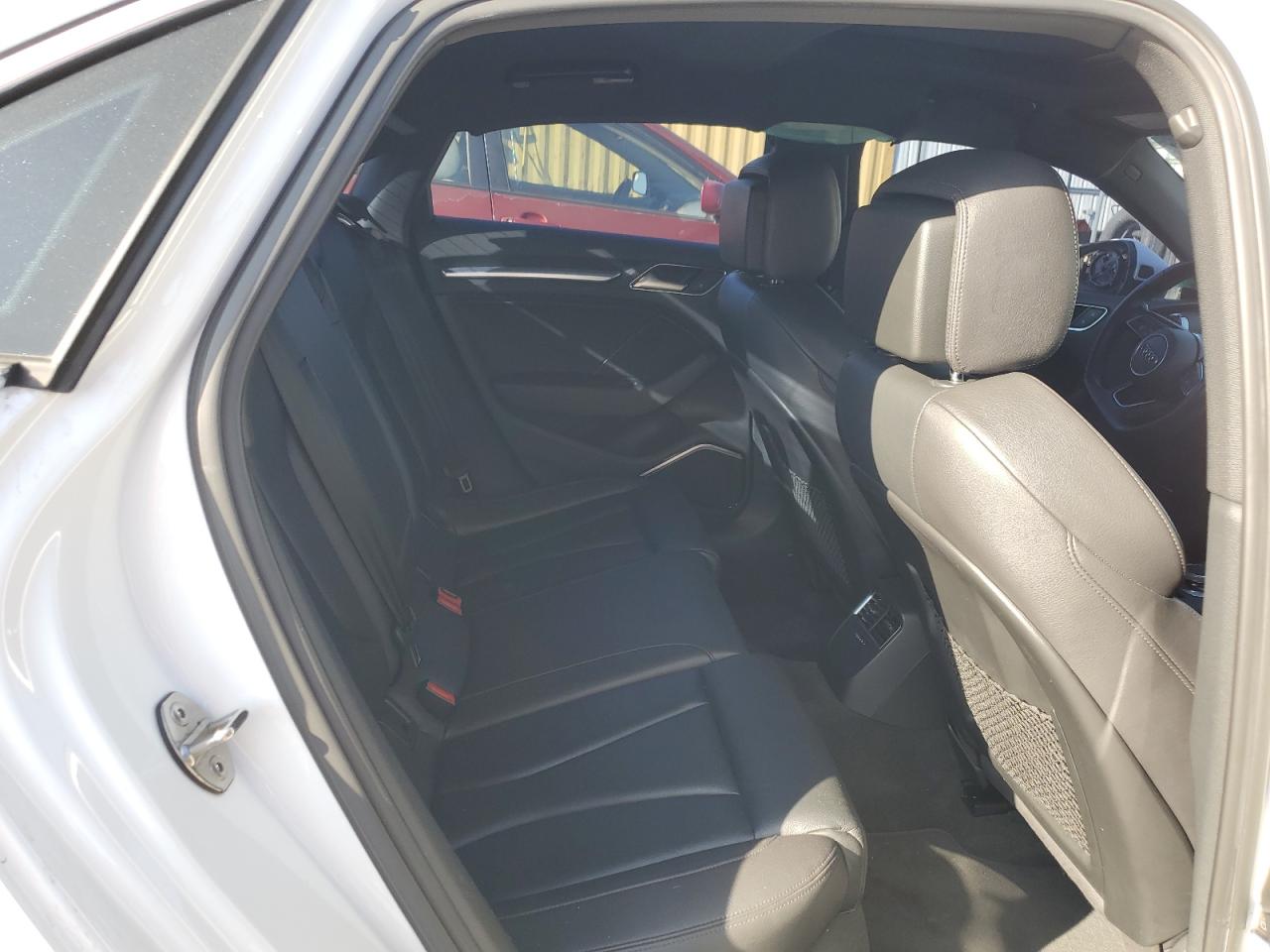 2018 Audi A3 Premium Plus VIN: WAUJ8GFF3J1014811 Lot: 85005915