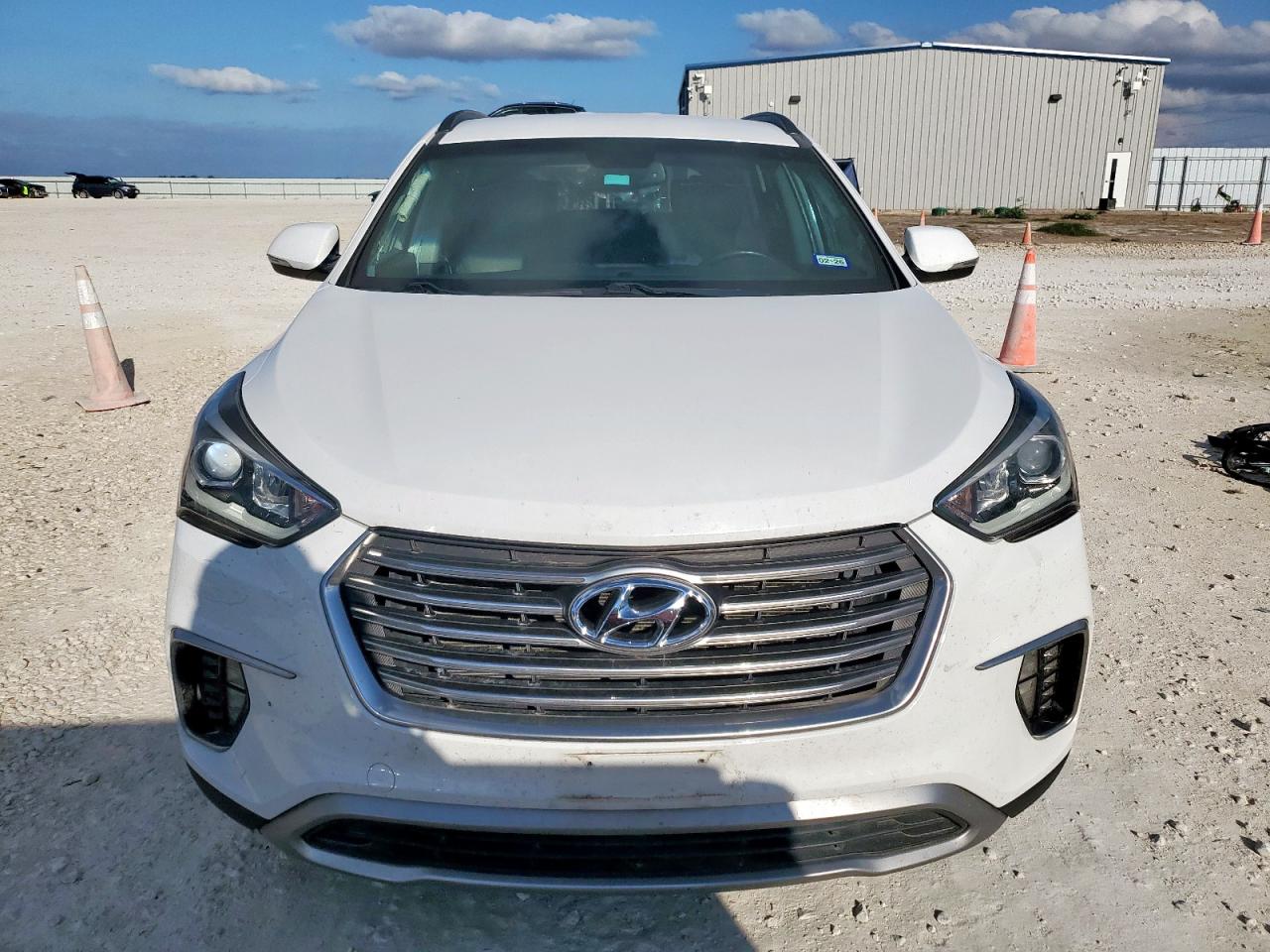 2019 Hyundai Santa Fe Xl Se VIN: KM8SN4HF7KU298774 Lot: 87270875