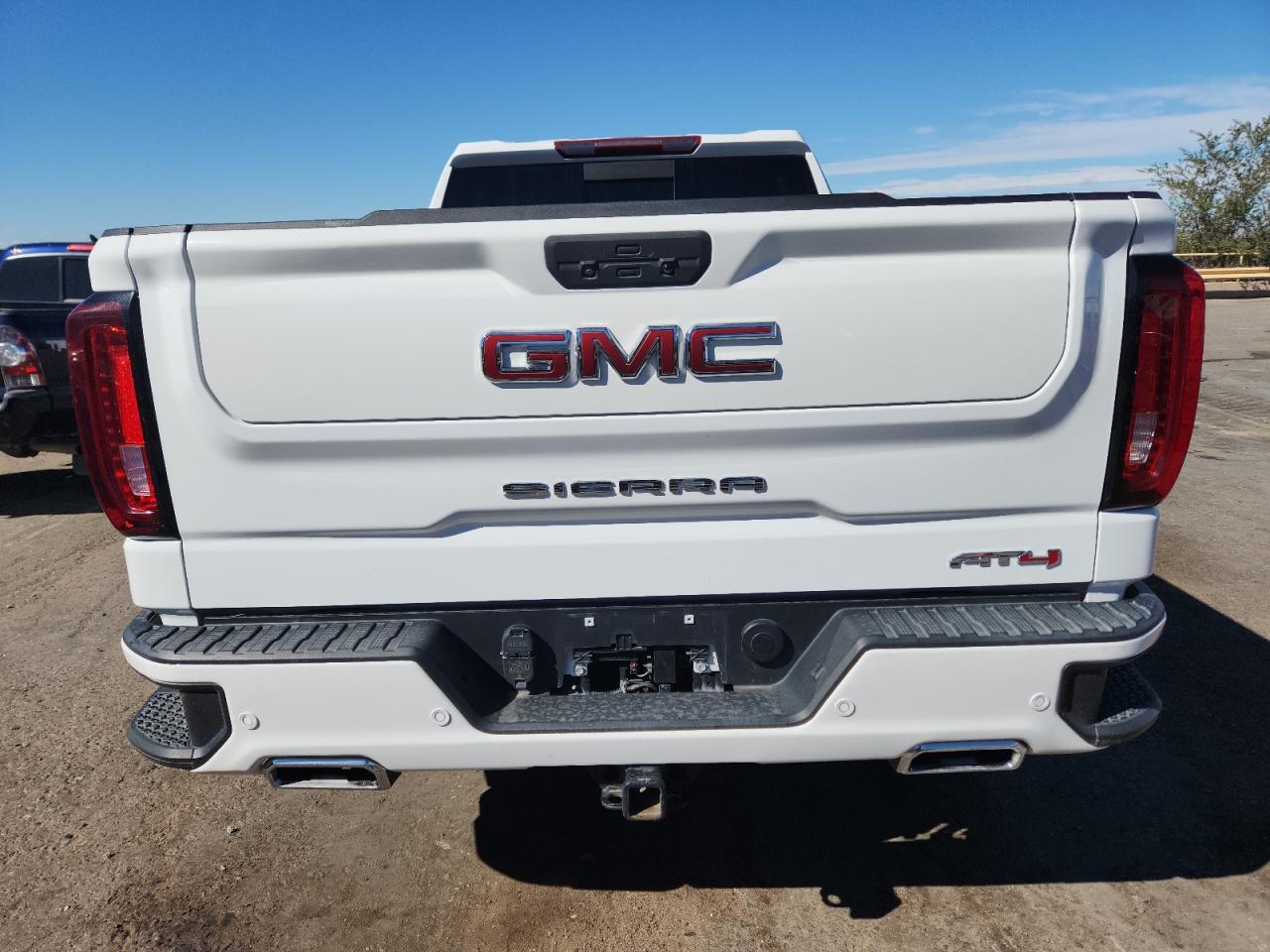 2022 GMC Sierra Limited K1500 At4 VIN: 3GTP9EEL6NG199787 Lot: 85739195