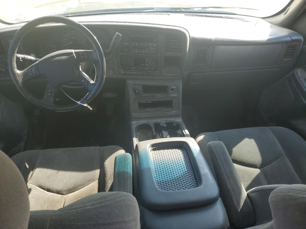 2004 Chevrolet Silverado K2500 Heavy Duty VIN: 1GCHK23U14F190207 Lot: 81964065