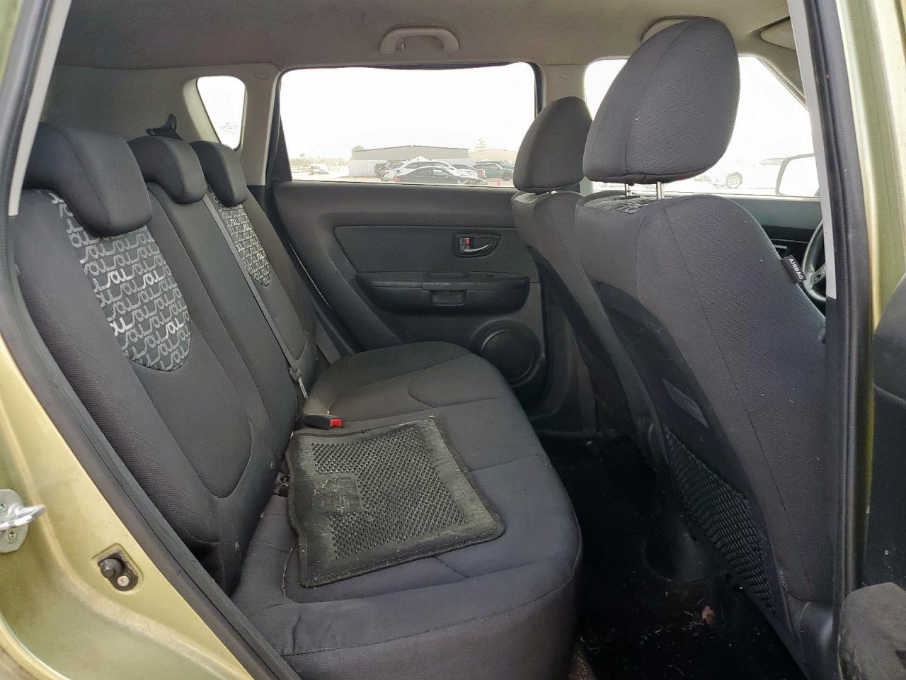 2010 Kia Soul + VIN: KNDJT2A25A7165882 Lot: 85651405