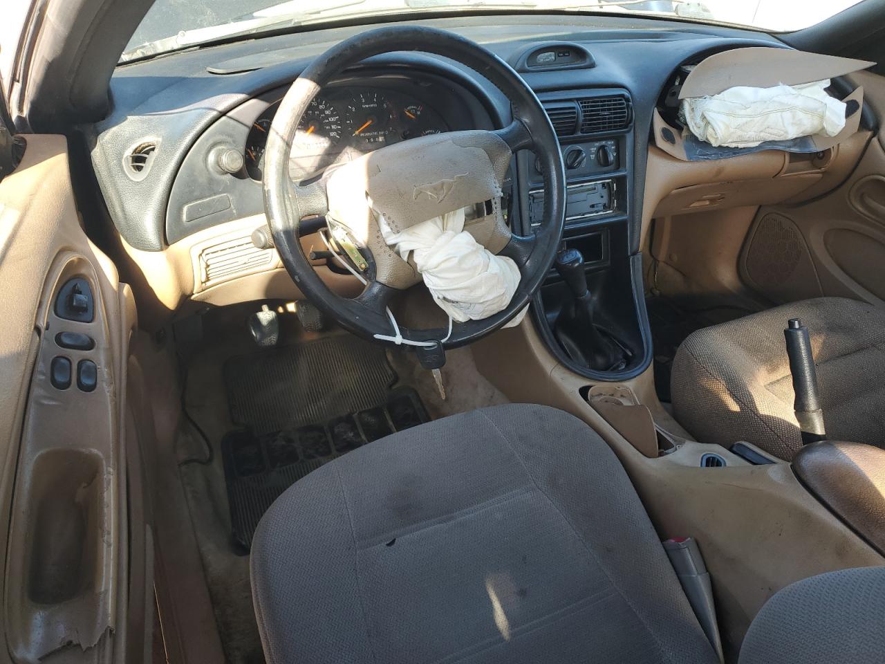 1997 Ford Mustang VIN: 1FALP4041VF127207 Lot: 84994255