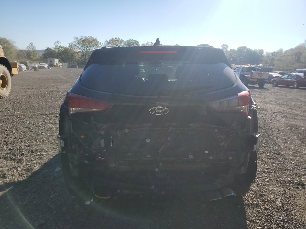 2018 Hyundai Tucson Value VIN: KM8J3CA21JU657103 Lot: 85363745