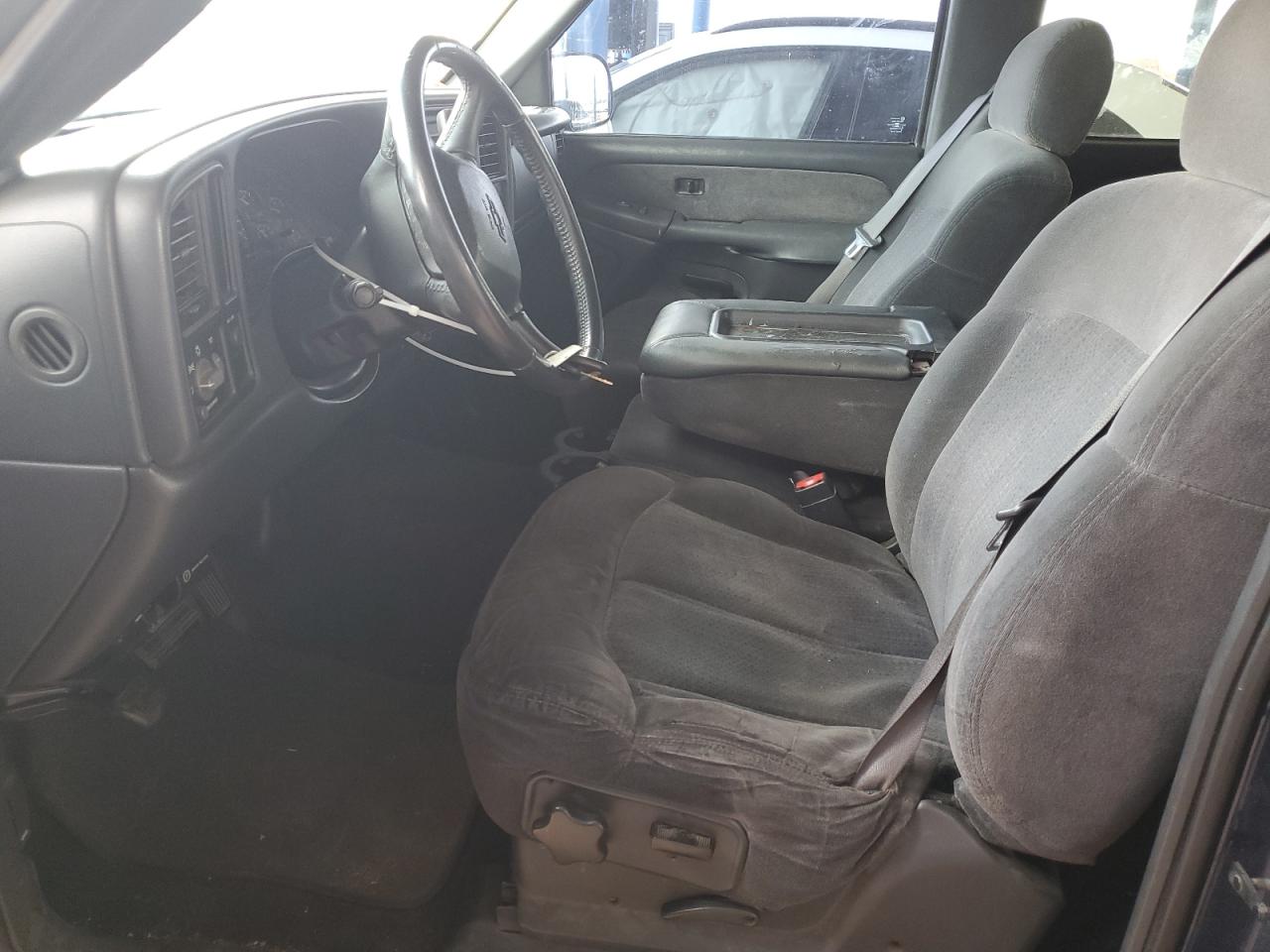 2002 Chevrolet Silverado C1500 VIN: 2GCEC19V821368757 Lot: 82402475