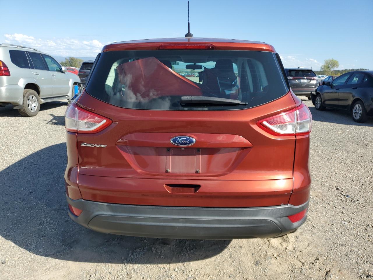 2014 Ford Escape S VIN: 1FMCU0F7XEUD17947 Lot: 82287585
