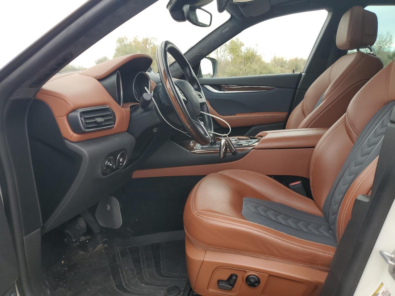 2019 Maserati Levante Luxury VIN: ZN661XUL2KX313676 Lot: 90350285