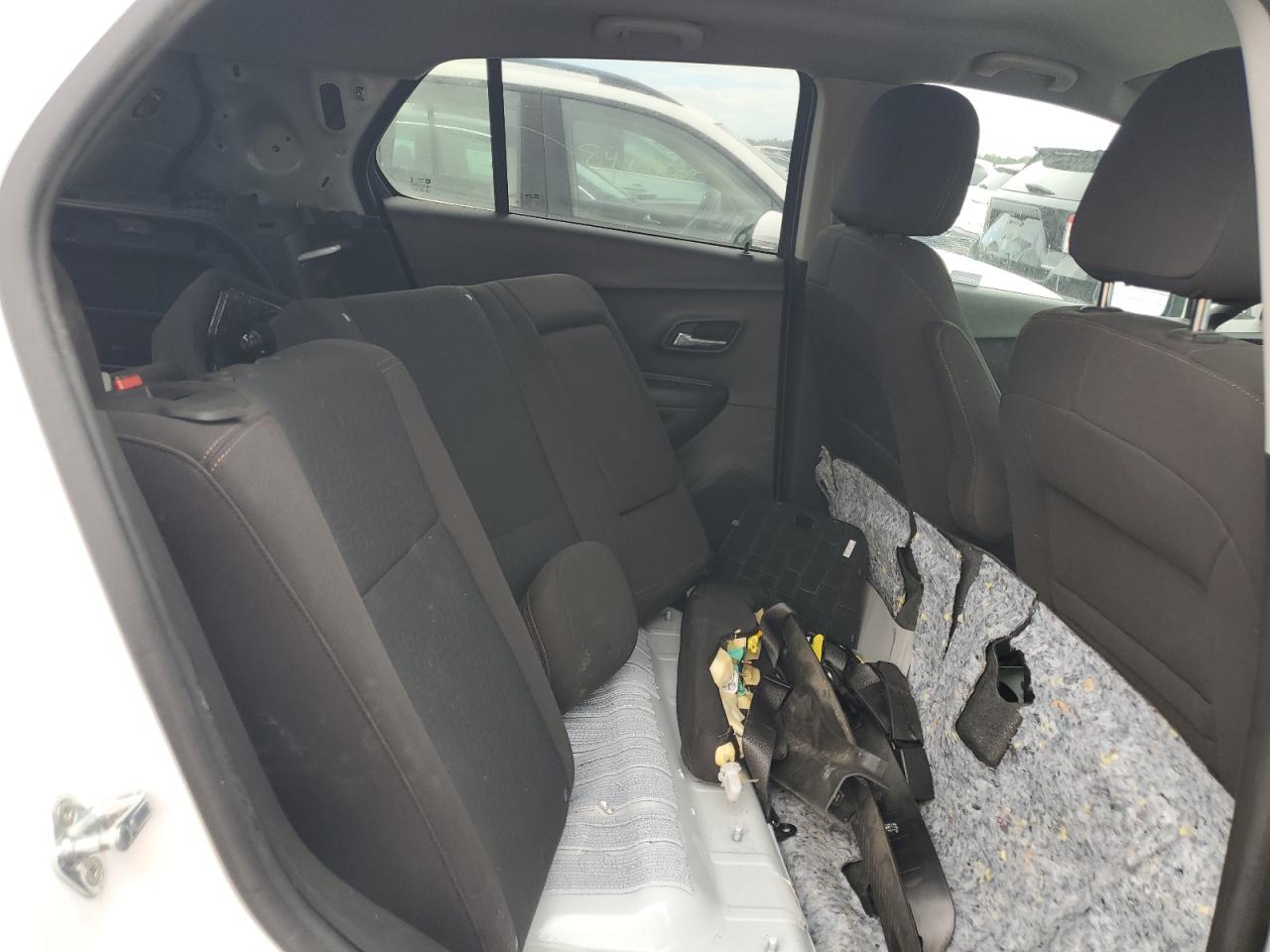 2022 Chevrolet Trax Ls VIN: KL7CJNSM8NB549218 Lot: 81997005