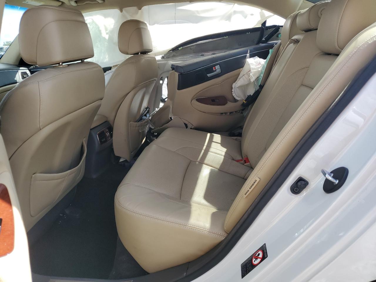 2012 Hyundai Genesis 3.8L VIN: KMHGC4DDXCU211872 Lot: 84649205