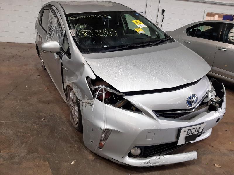 2014 TOYOTA PRIUS HYBRID 