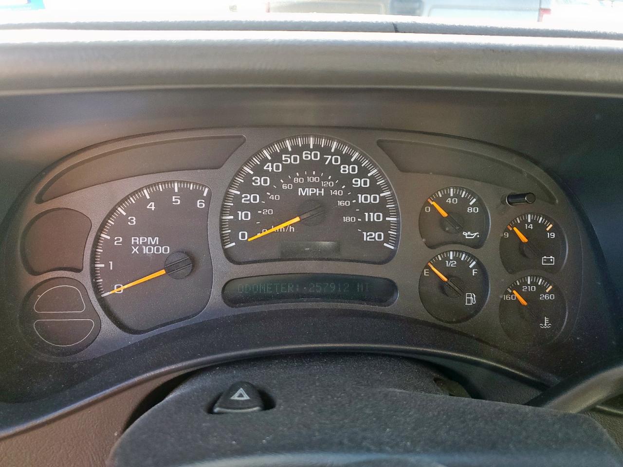 2004 Chevrolet Tahoe C1500 VIN: 1GNEC13Z54R186186 Lot: 90493155