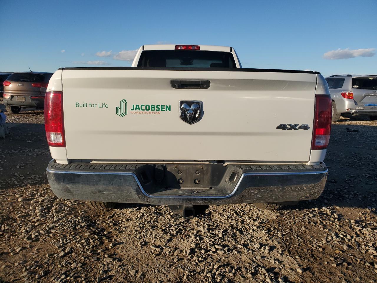 2018 Ram 1500 St VIN: 3C6JR7DT7JG140252 Lot: 89865065