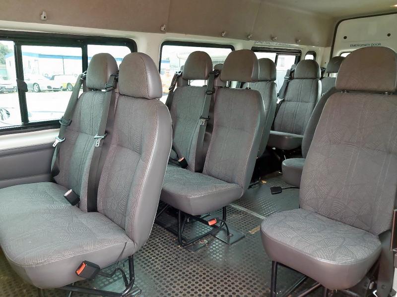 2004 FORD TRANSIT MINIBUS 