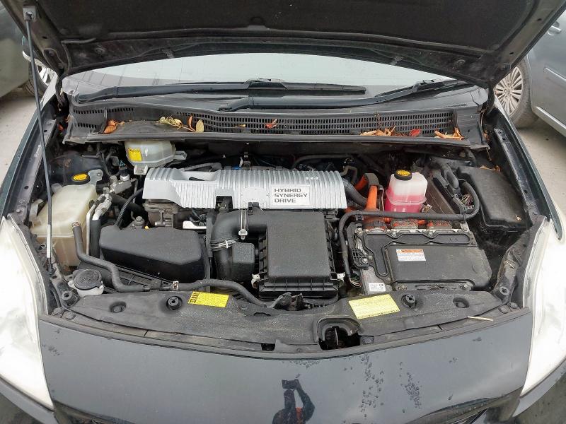 2013 TOYOTA PRIUS T3 VVT-I CVT 