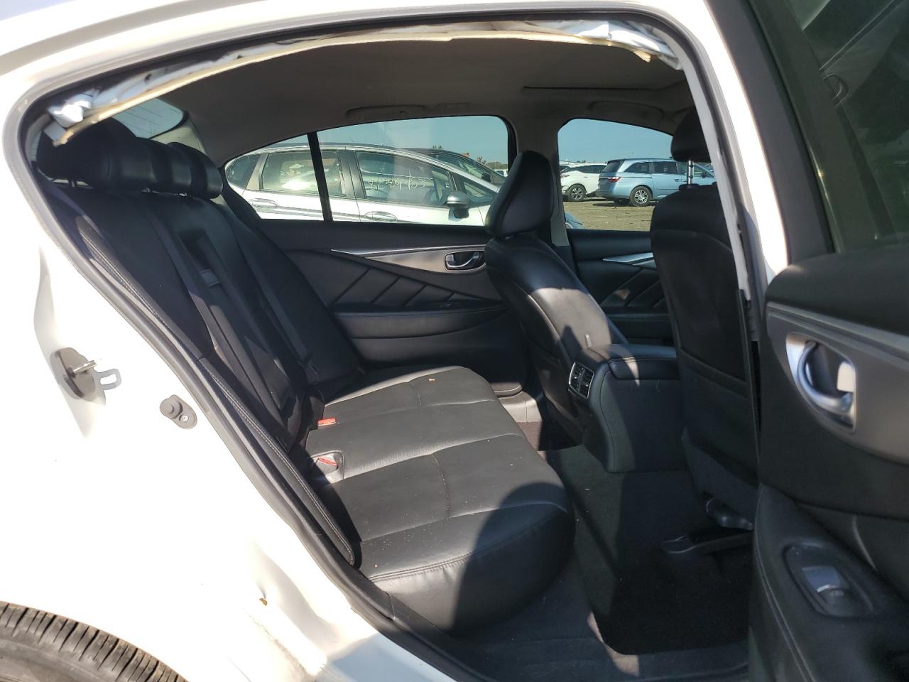 2015 Infiniti Q50 Base VIN: JN1BV7AR3FM413258 Lot: 82501065