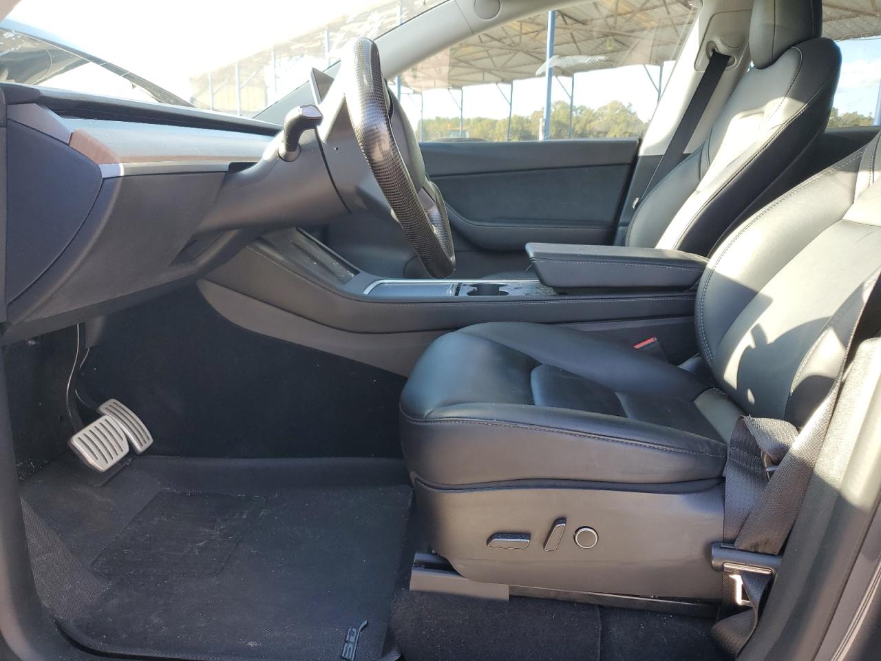 2022 Tesla Model Y VIN: 7SAYGDEF5NF398305 Lot: 90803955