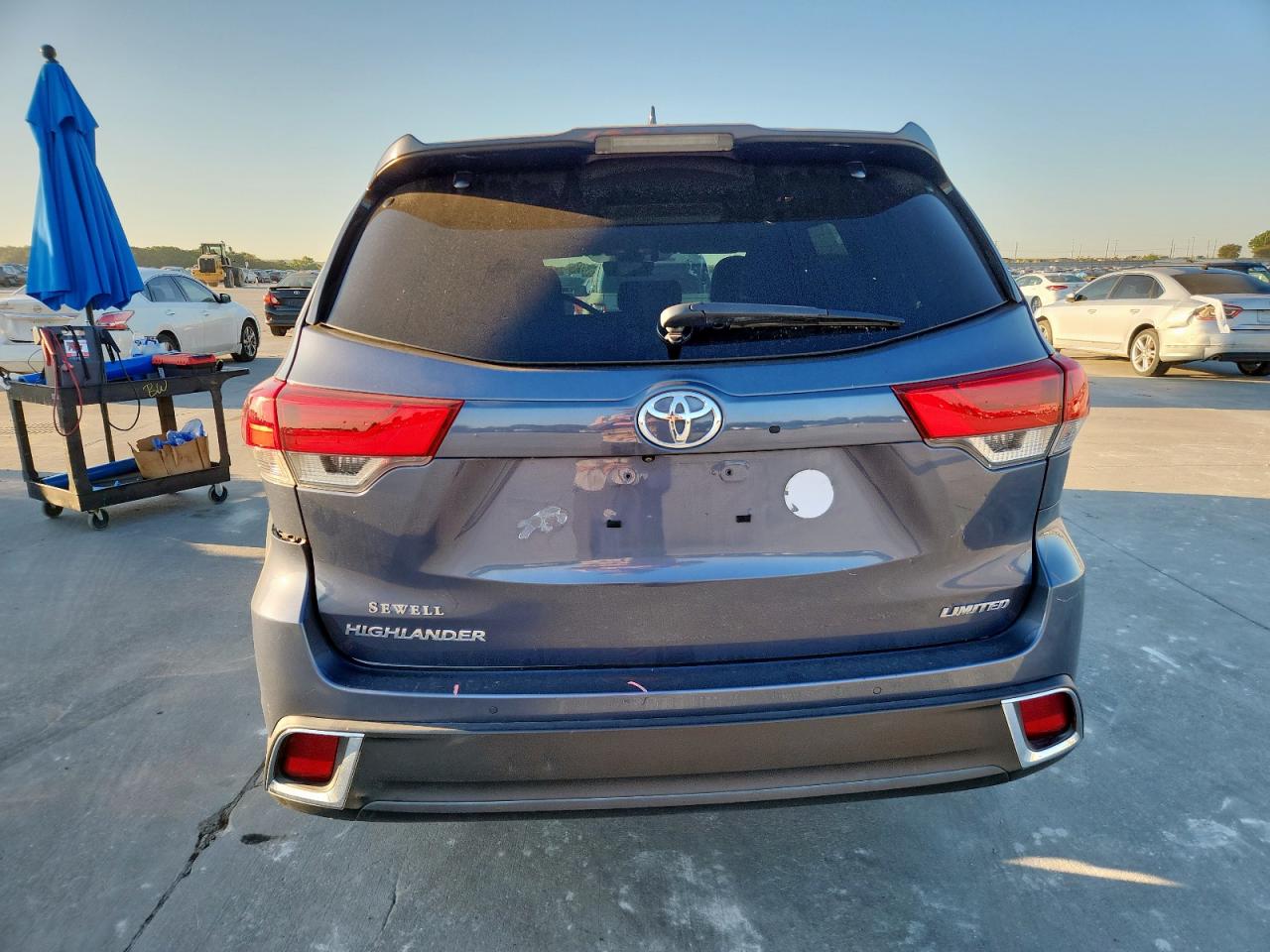 2019 Toyota Highlander Limited VIN: 5TDYZRFH4KS304314 Lot: 84703405