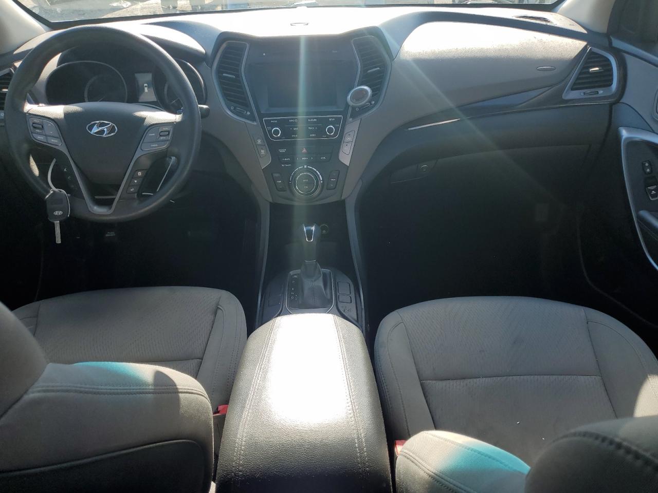 2017 Hyundai Santa Fe Sport VIN: 5NMZUDLBXHH012412 Lot: 85718175