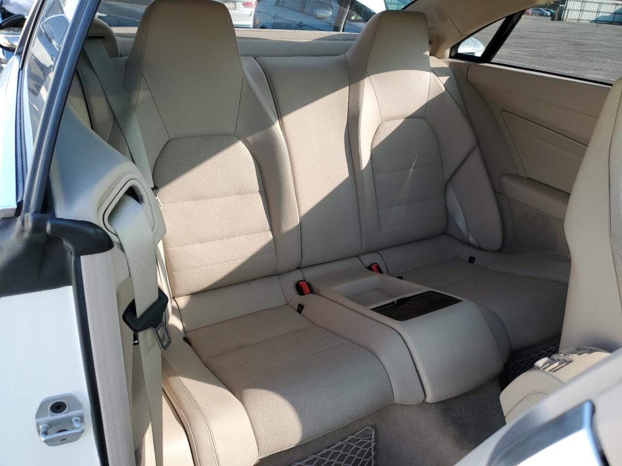 2014 Mercedes-Benz E 350 VIN: WDDKJ5KB1EF226592 Lot: 81954605