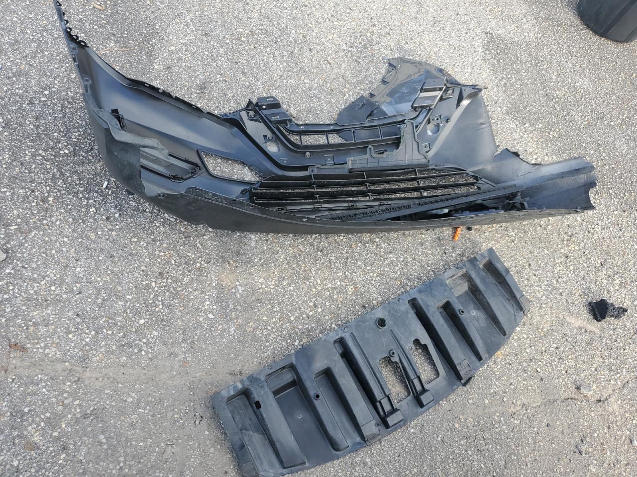 2018 Nissan Rogue S VIN: 5N1AT2MT4JC708372 Lot: 84930375