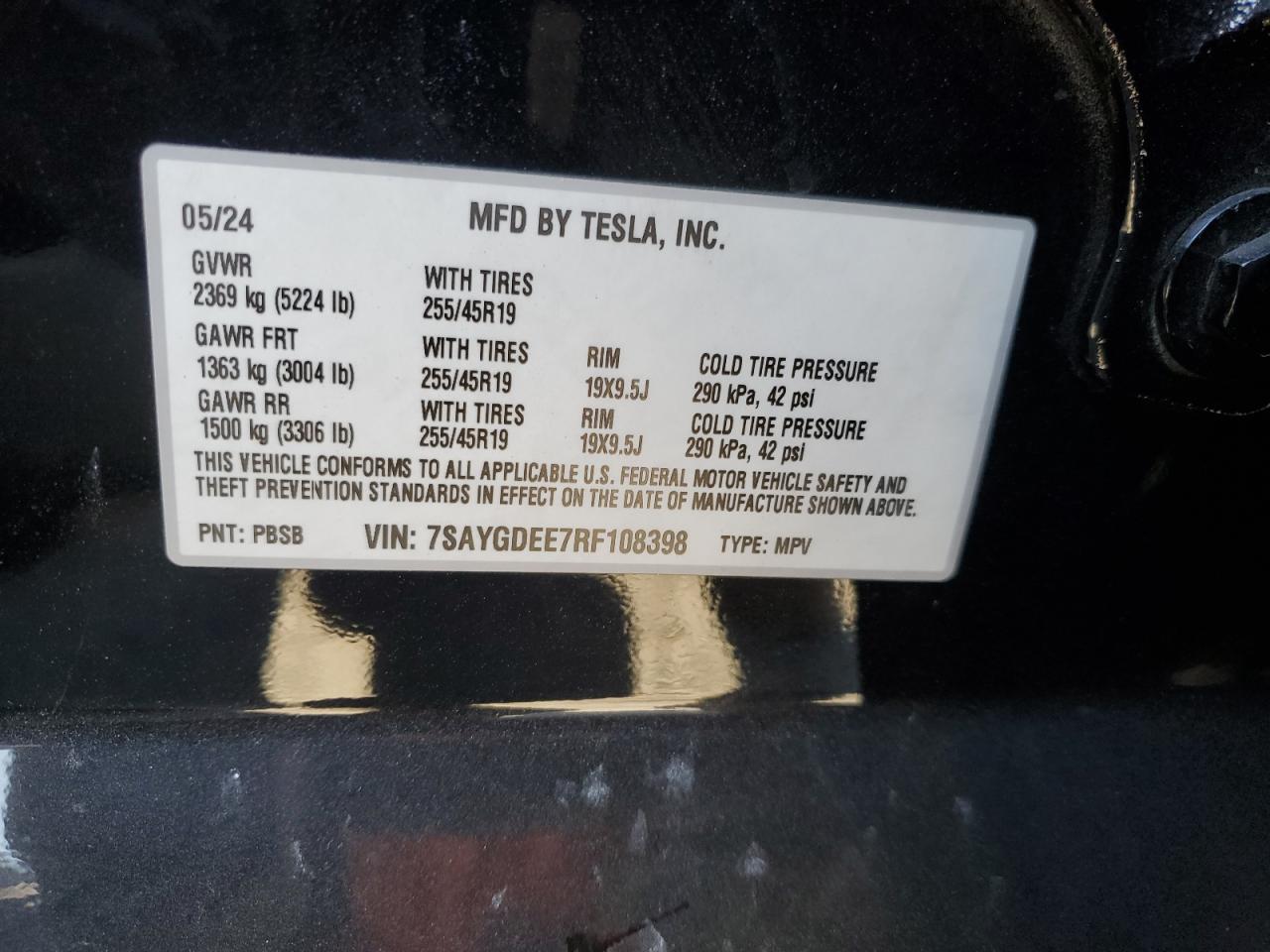 2024 Tesla Model Y VIN: 7SAYGDEE7RF108398 Lot: 90646095