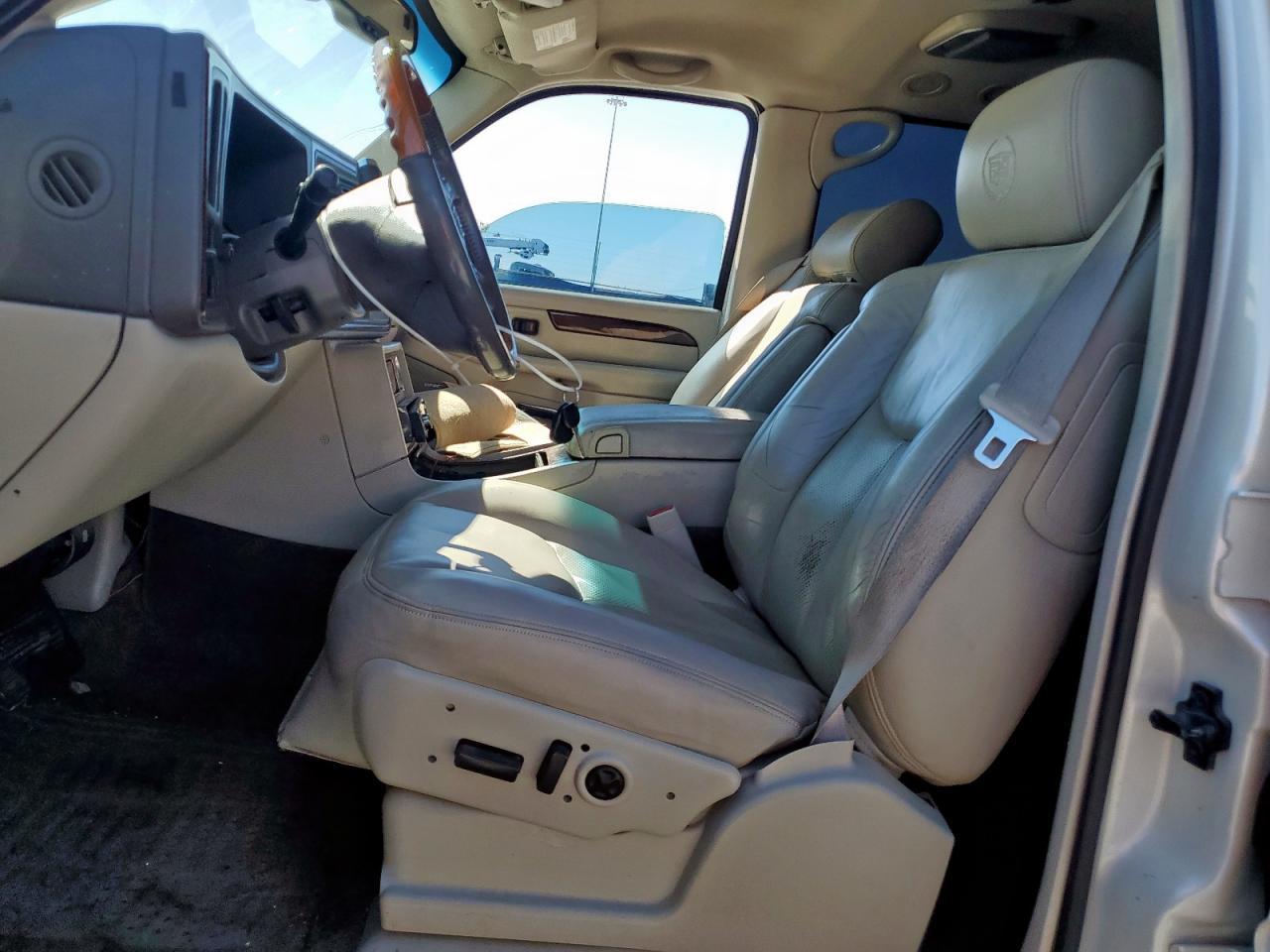 2003 Cadillac Escalade Esv VIN: 3GYFK66N03G266588 Lot: 85363105