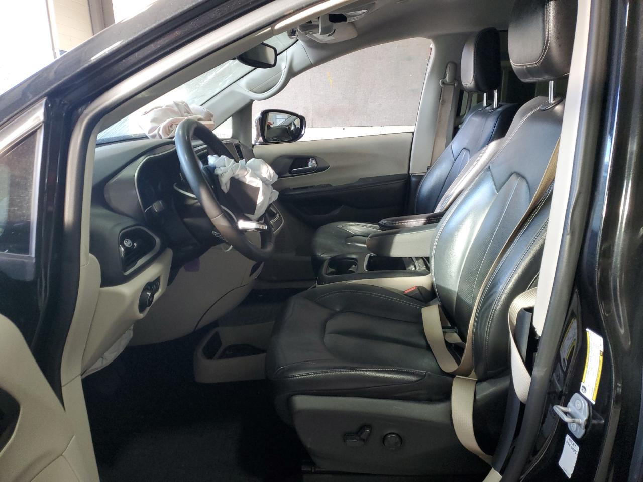 2022 Chrysler Pacifica Touring L VIN: 2C4RC1BG8NR177231 Lot: 82680765