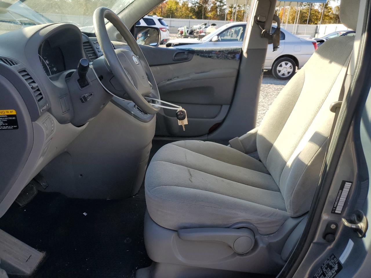 2008 Kia Sedona Ex VIN: KNDMB233086226433 Lot: 90694075