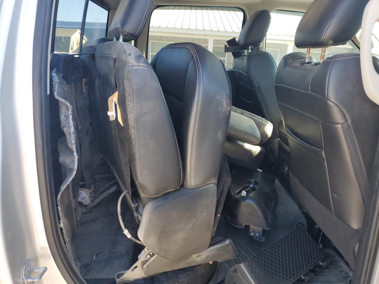 2015 Ram 1500 Laramie VIN: 1C6RR7NT2FS776949 Lot: 91017945