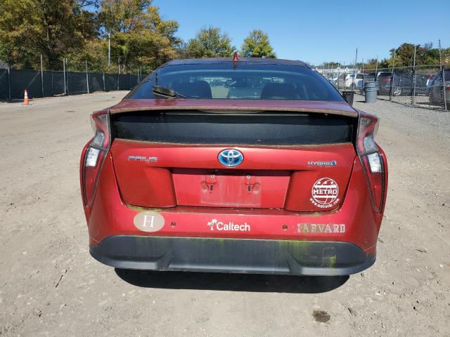  TOYOTA PRIUS 2017 Красный