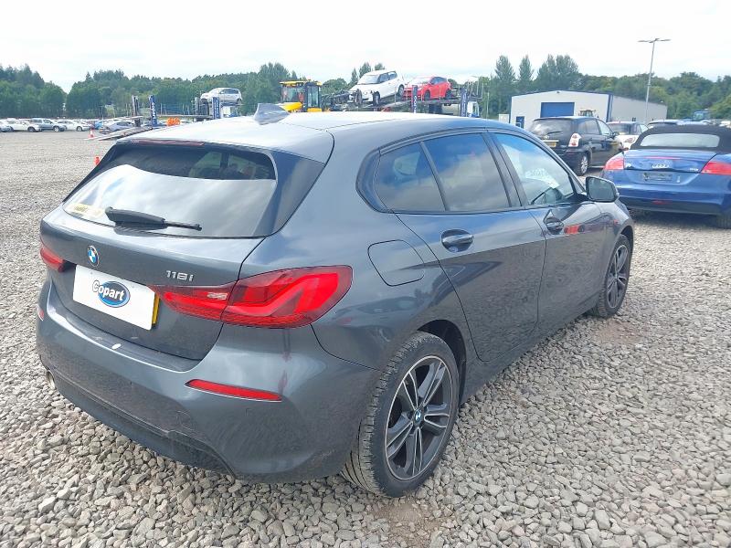 2020 BMW 118I SPORT 