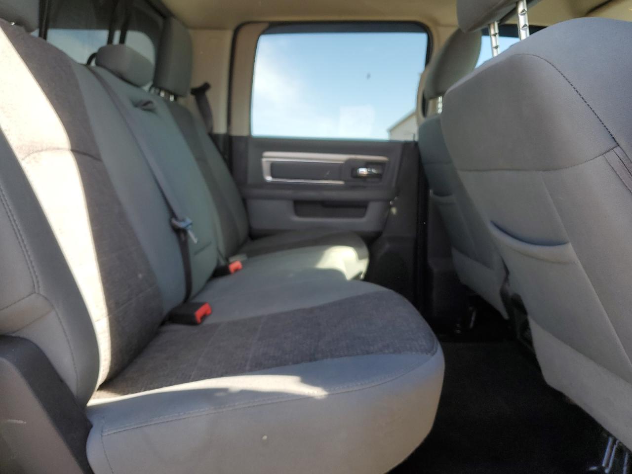 2017 Ram 1500 Slt VIN: 3C6RR7LT4HG533074 Lot: 82532255