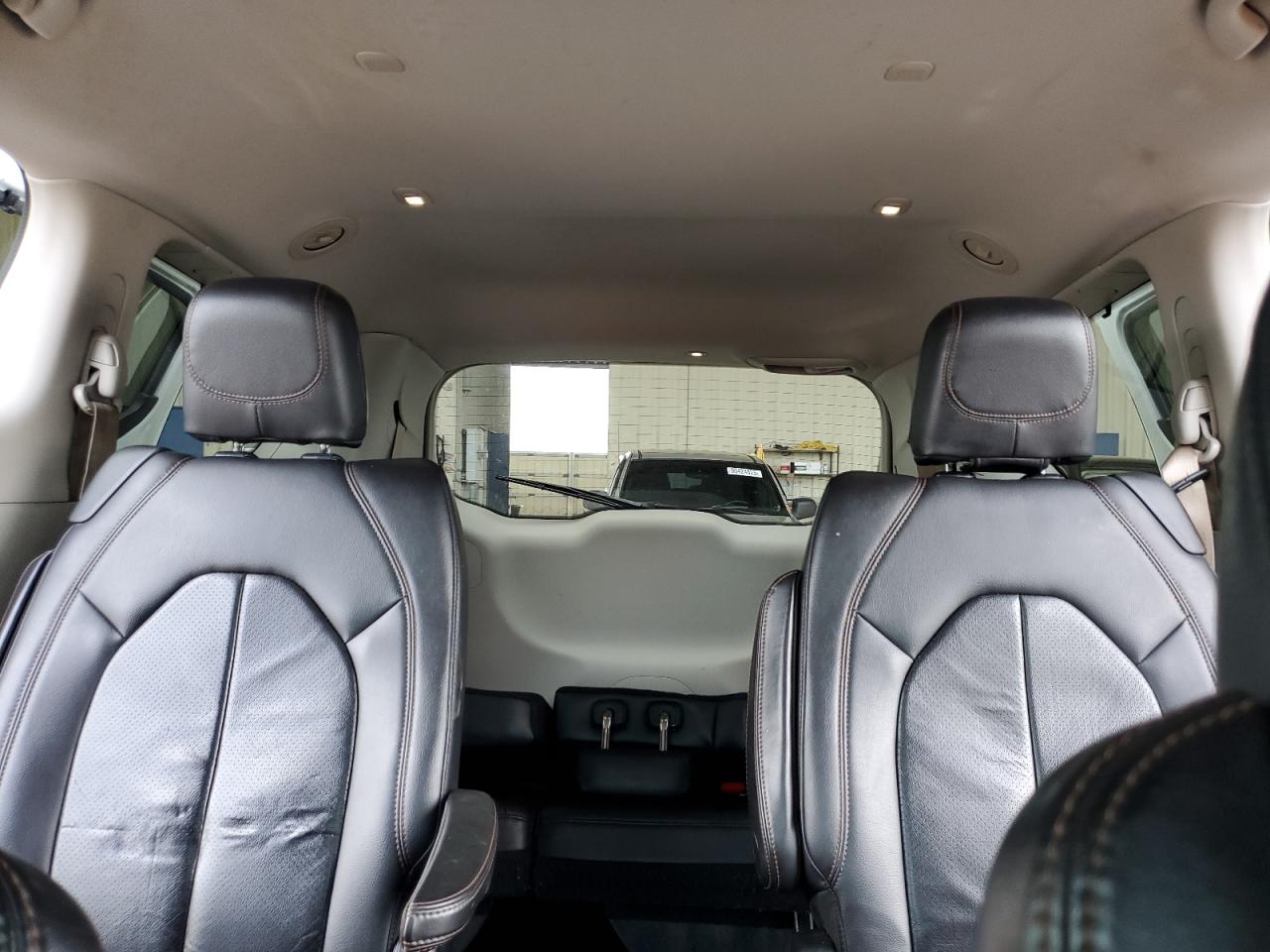 2018 Chrysler Pacifica Touring L VIN: 2C4RC1BG0JR142807 Lot: 90729175