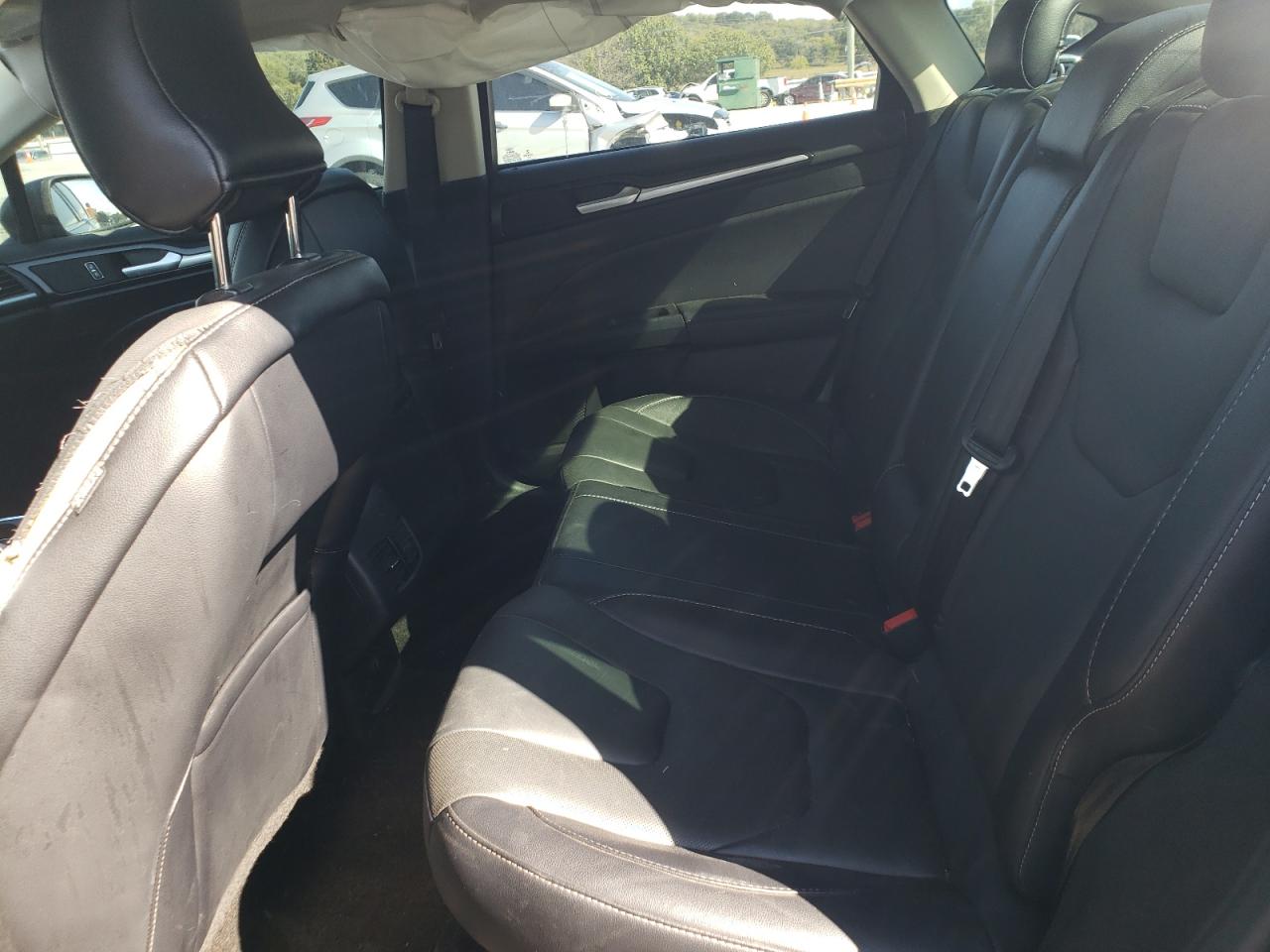 2018 Ford Fusion Titanium/Platinum VIN: 3FA6P0D93JR268756 Lot: 85692005