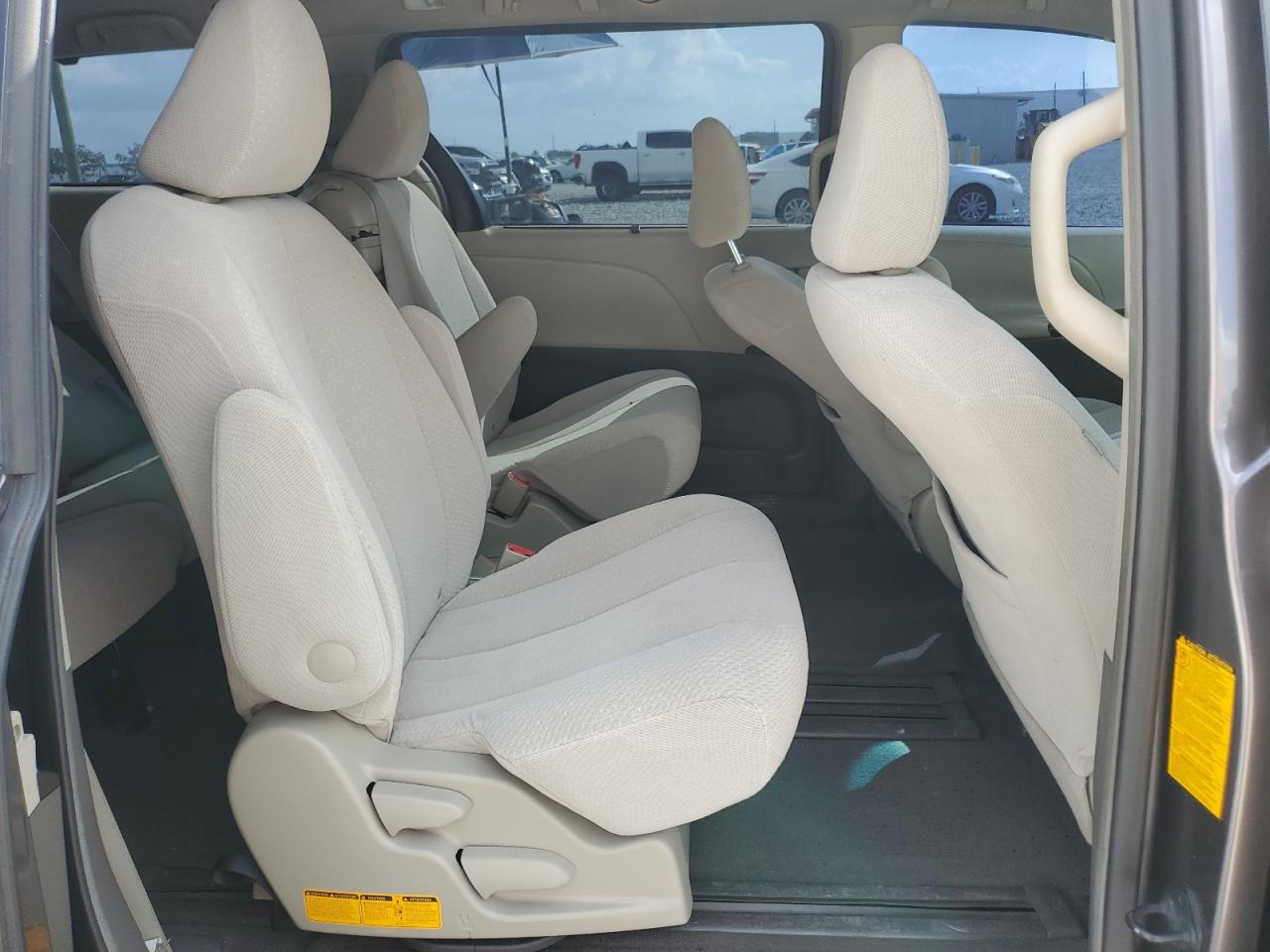 2011 Toyota Sienna Le VIN: 5TDKK3DCXBS094090 Lot: 84784535