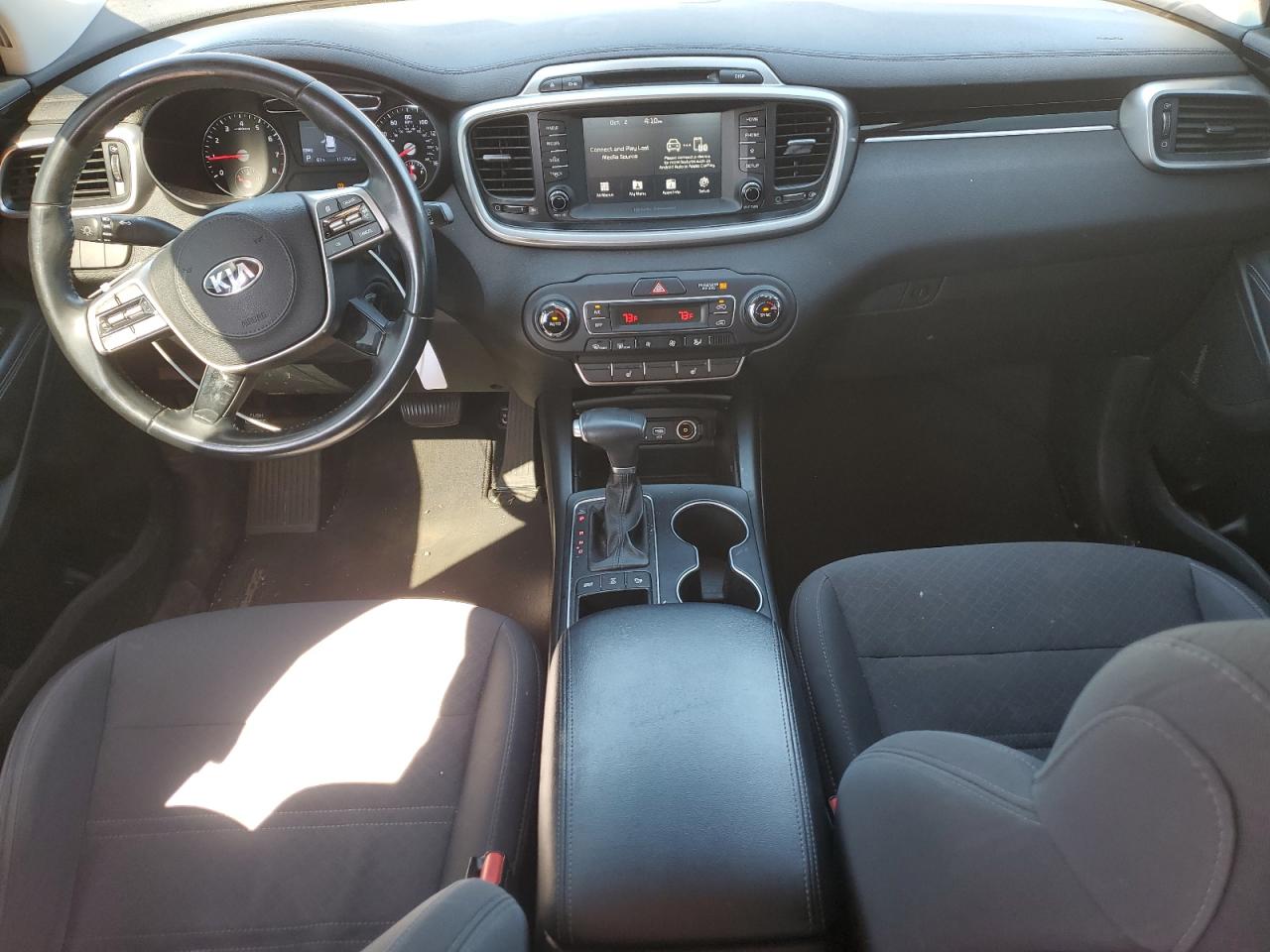 2019 Kia Sorento L VIN: 5XYPGDA39KG603746 Lot: 84435465