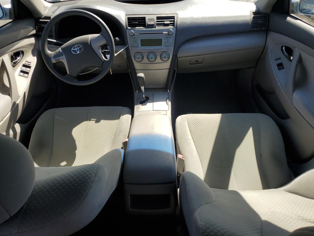 2008 Toyota Camry Le VIN: 4T1BK46K88U570251 Lot: 87251755