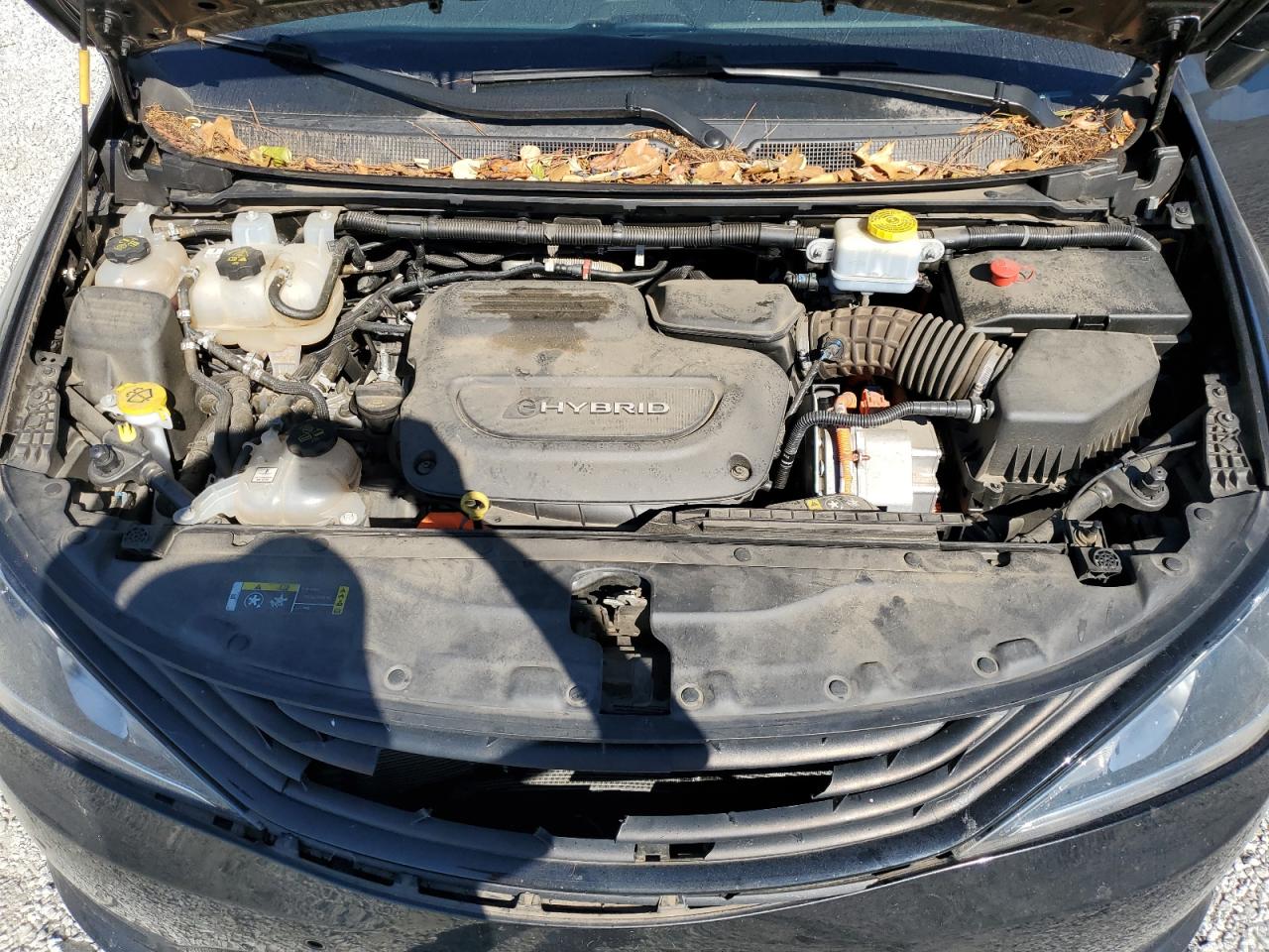 2018 Chrysler Pacifica Hybrid Limited VIN: 2C4RC1N79JR358487 Lot: 86486275