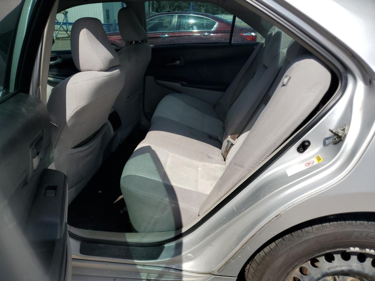 2014 Toyota Camry L VIN: 4T1BF1FK1EU745518 Lot: 84914205