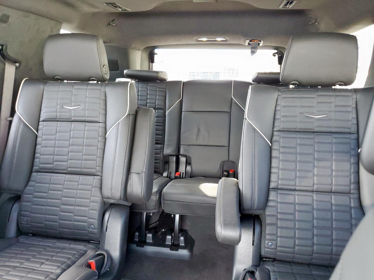 2024 Cadillac Escalade Sport Platinum VIN: 1GYS4GKT4RR379438 Lot: 85260935