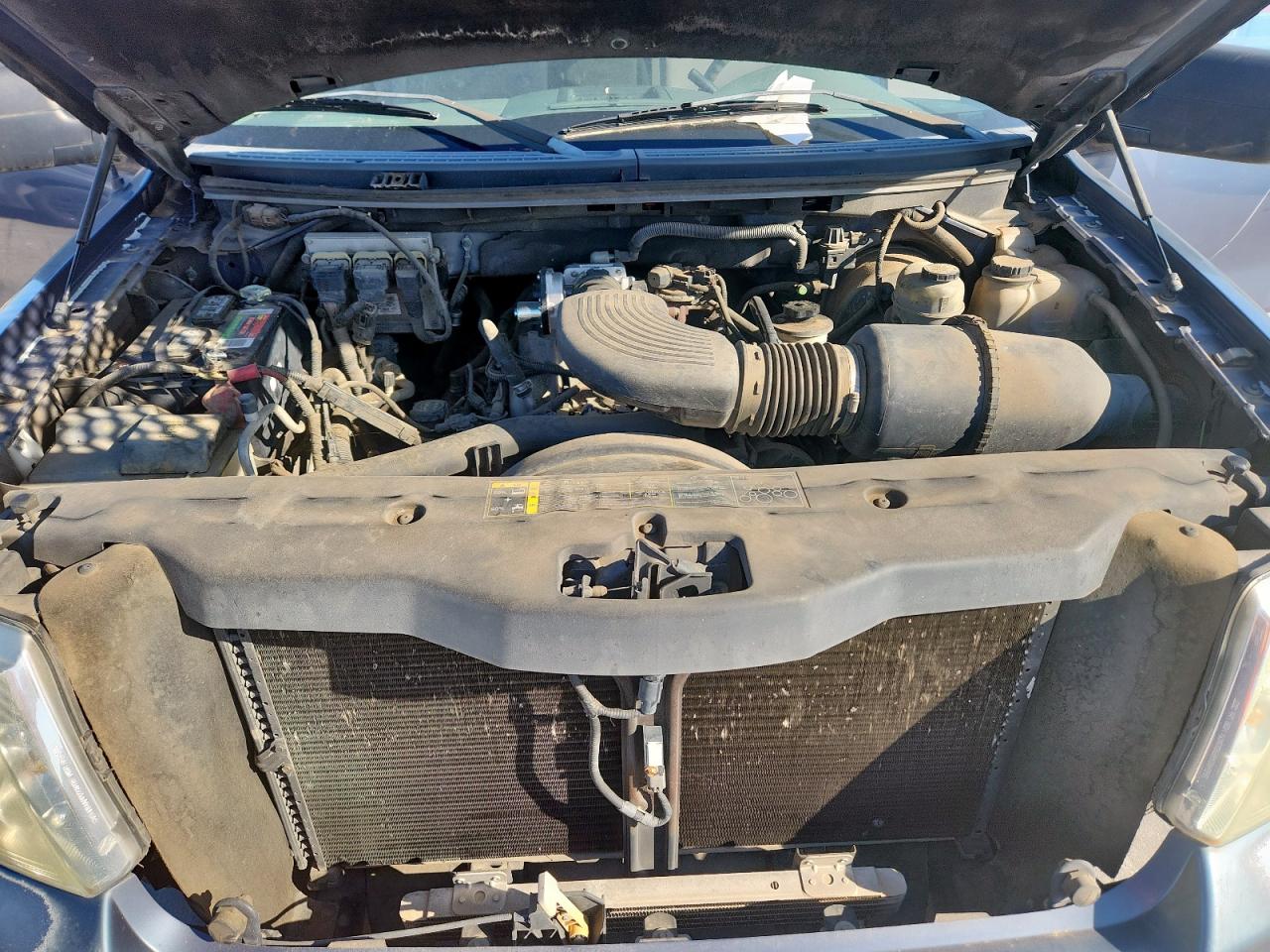 2004 Ford F150 VIN: 1FTRX12W24NA56637 Lot: 85576955