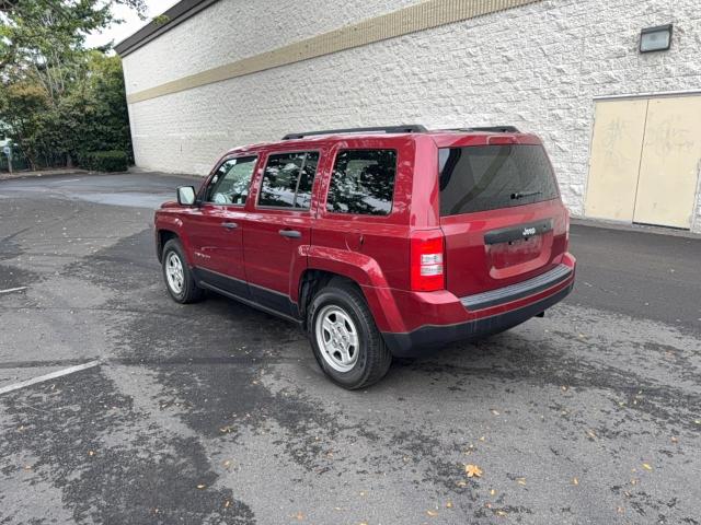 Паркетники JEEP PATRIOT 2016 Красный