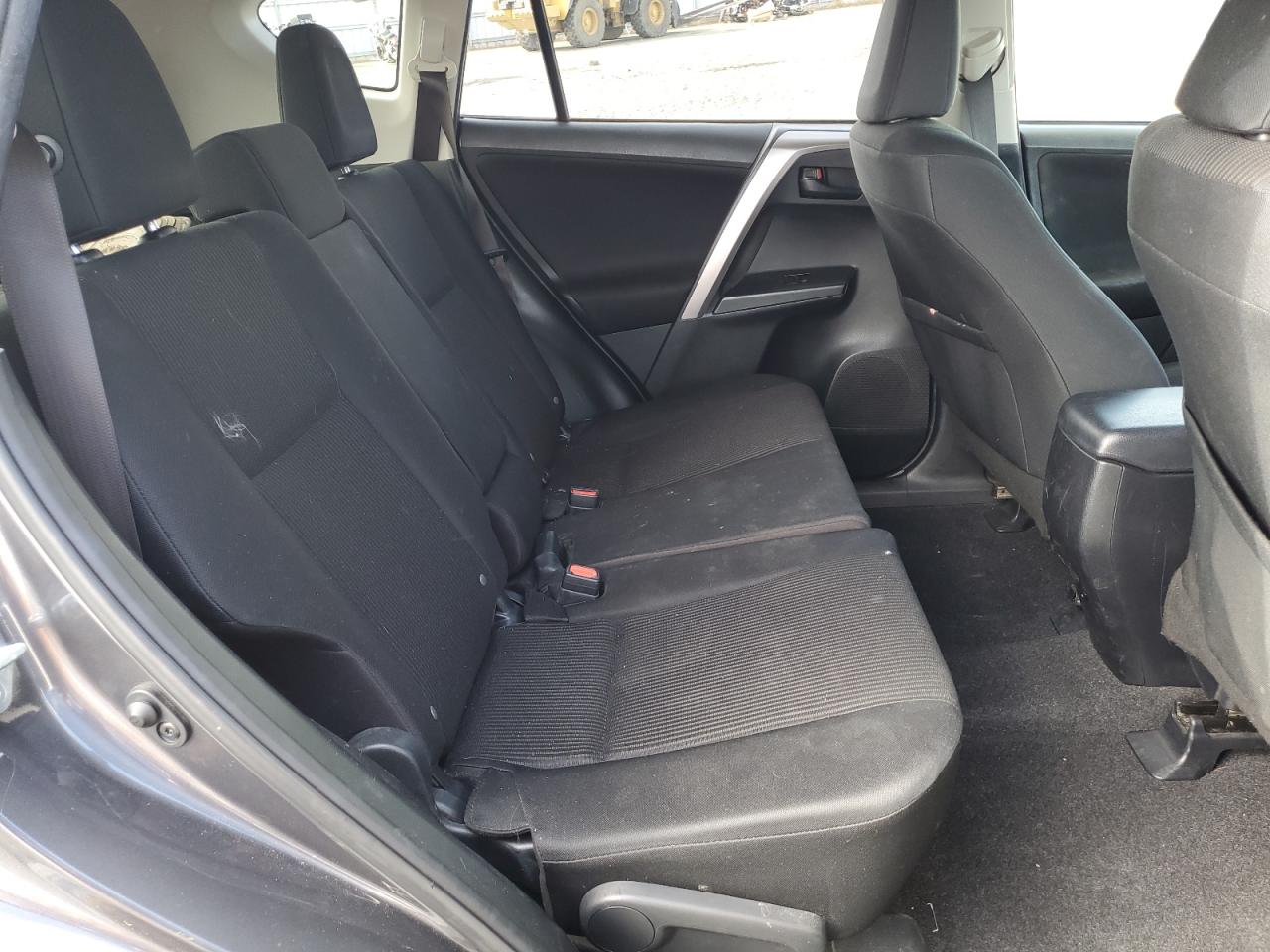 2017 Toyota Rav4 Le VIN: JTMBFREV8HJ167843 Lot: 82296015