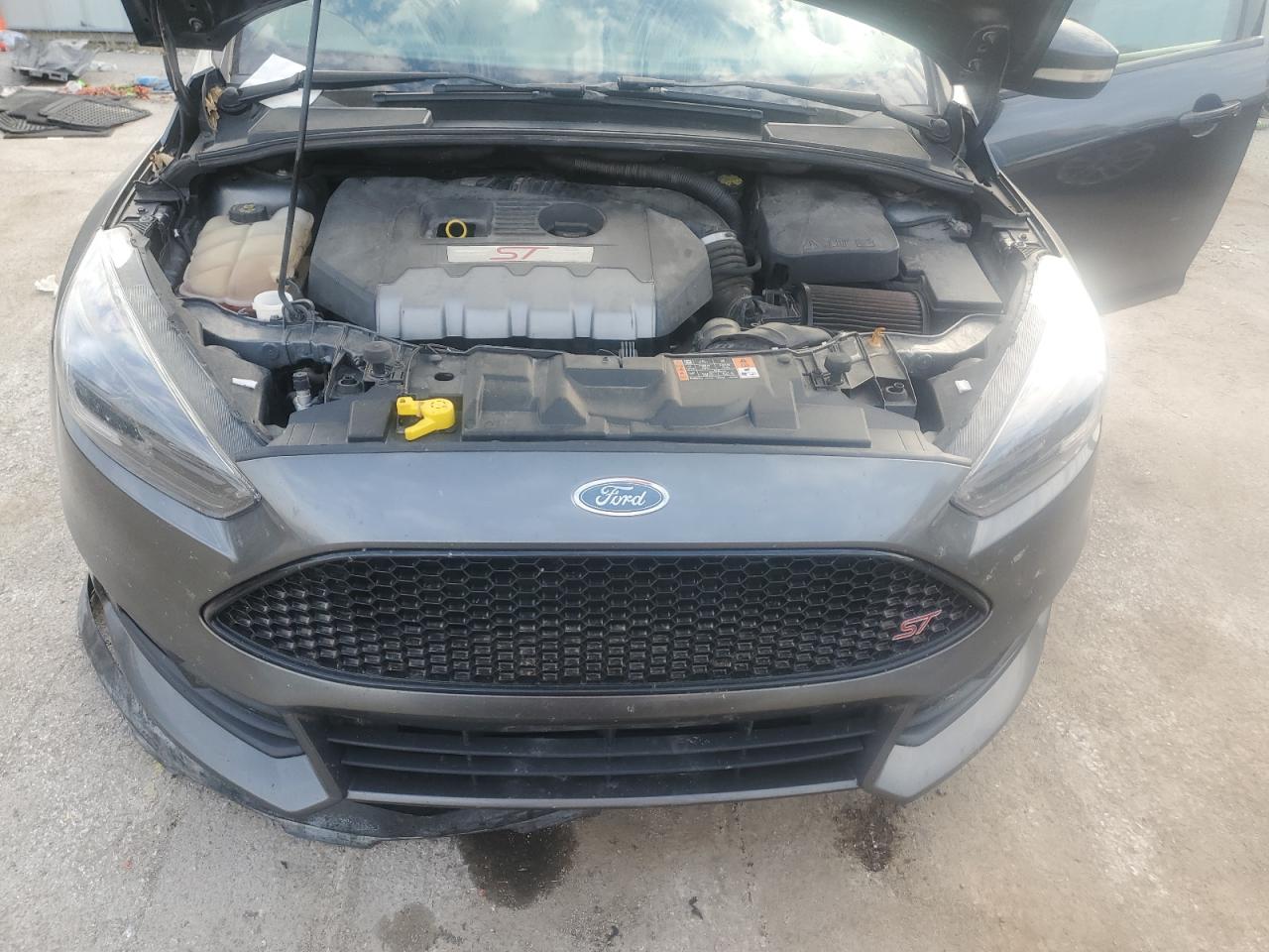 2017 Ford Focus St VIN: 1FADP3L9XHL345125 Lot: 84555185