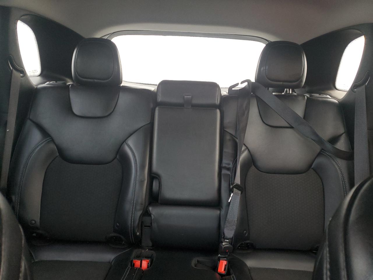 2019 Jeep Cherokee Latitude Plus VIN: 1C4PJMLX0KD415603 Lot: 85403765