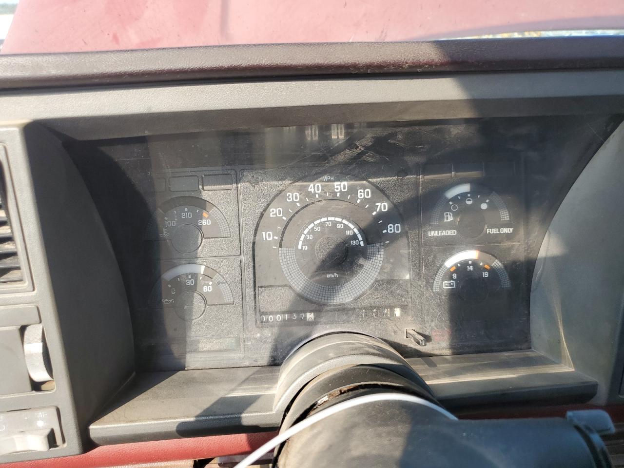 1990 Chevrolet Gmt-400 K1500 VIN: 2GCEK19K2L1195134 Lot: 81975855
