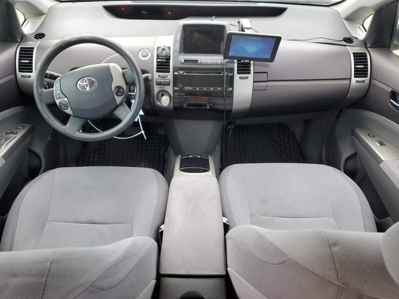 2004 Toyota Prius VIN: JTDKB22U840029833 Lot: 86180495