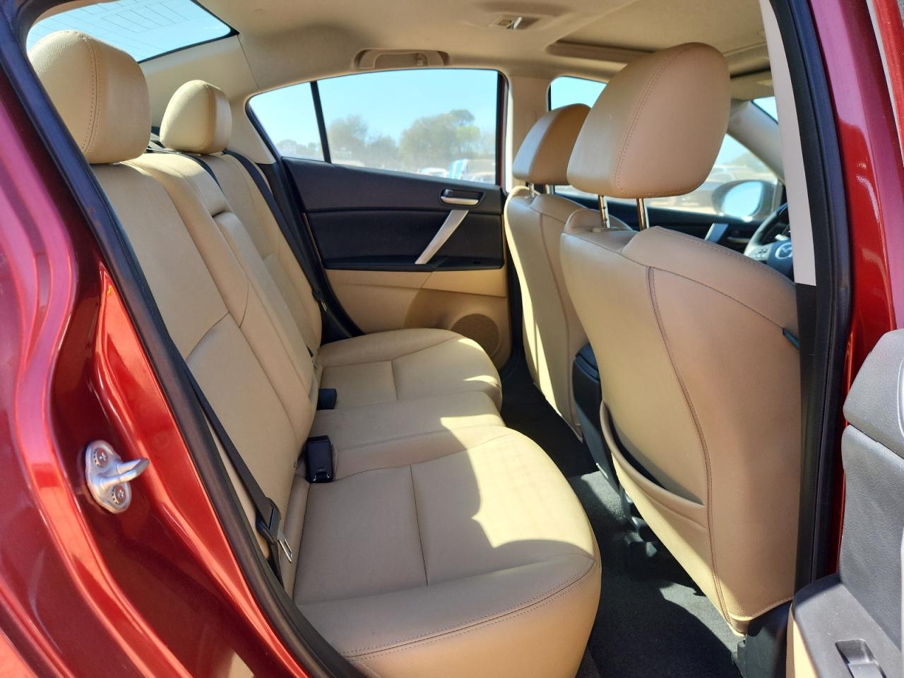 2010 Mazda 3 S VIN: JM1BL1S50A1302544 Lot: 85826655