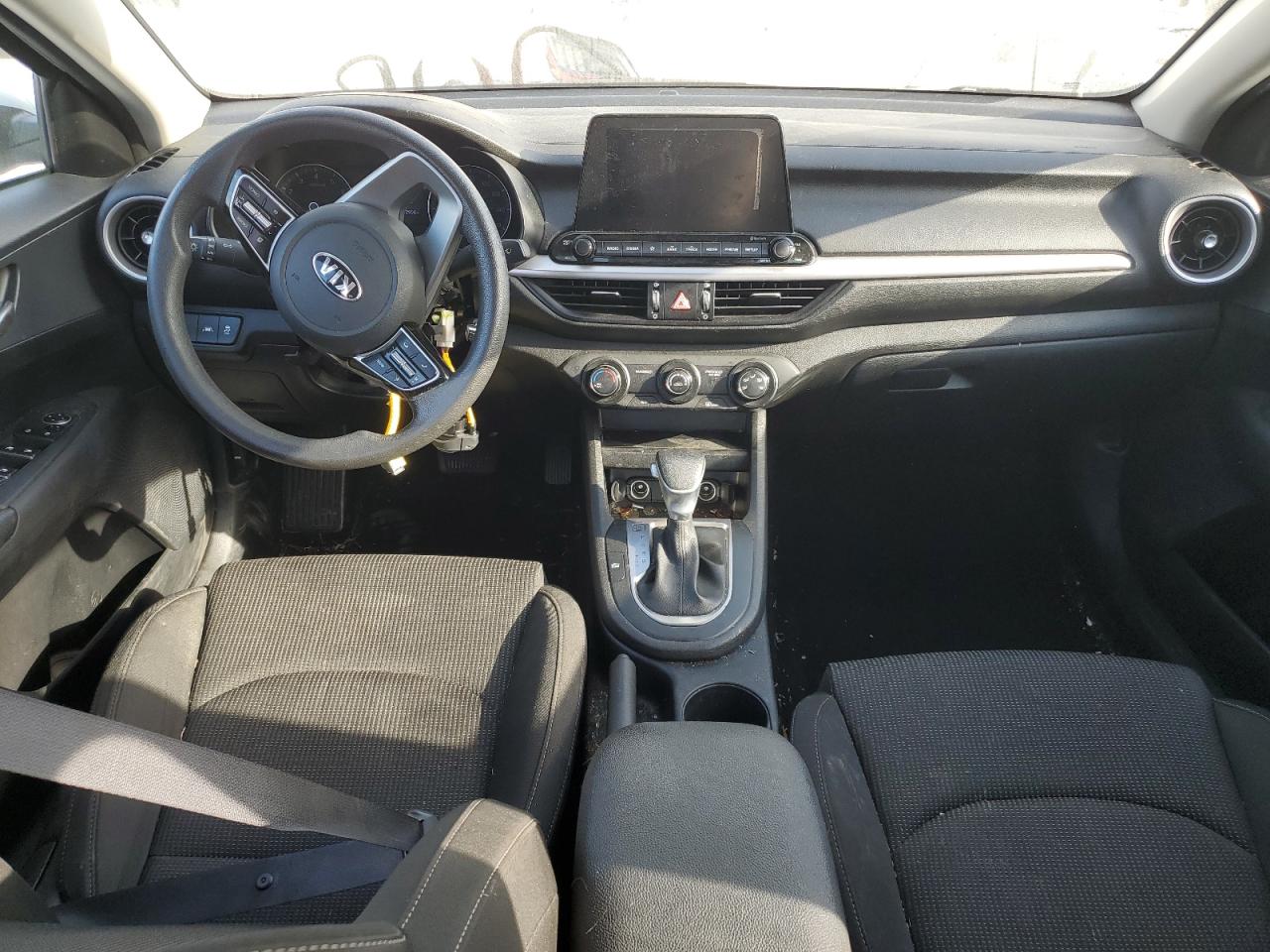 2020 Kia Forte Fe VIN: 3KPF24AD0LE261105 Lot: 84242625